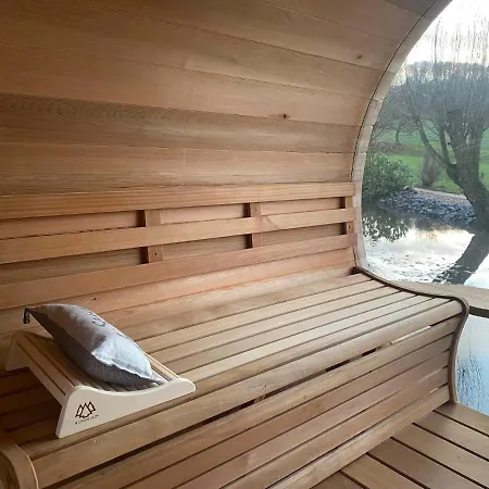 מלון Driehof Lifestyle Classic 2 *